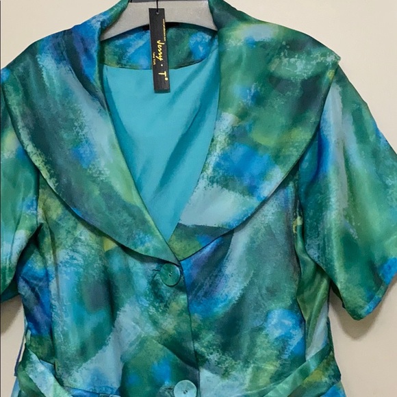 Jacket - Picture 2 of 3